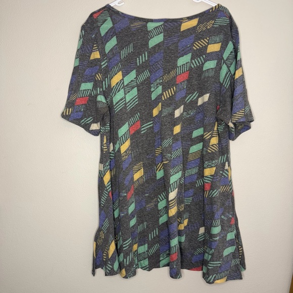 LuLaRoe Multicolor Perfect T - Picture 4 of 12